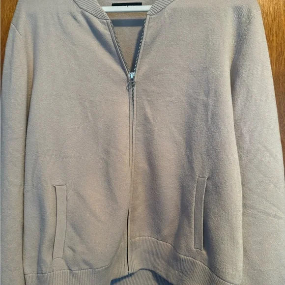Banana Republic Women's Beige Bomber Knit Jacket - Picture 2 of 4